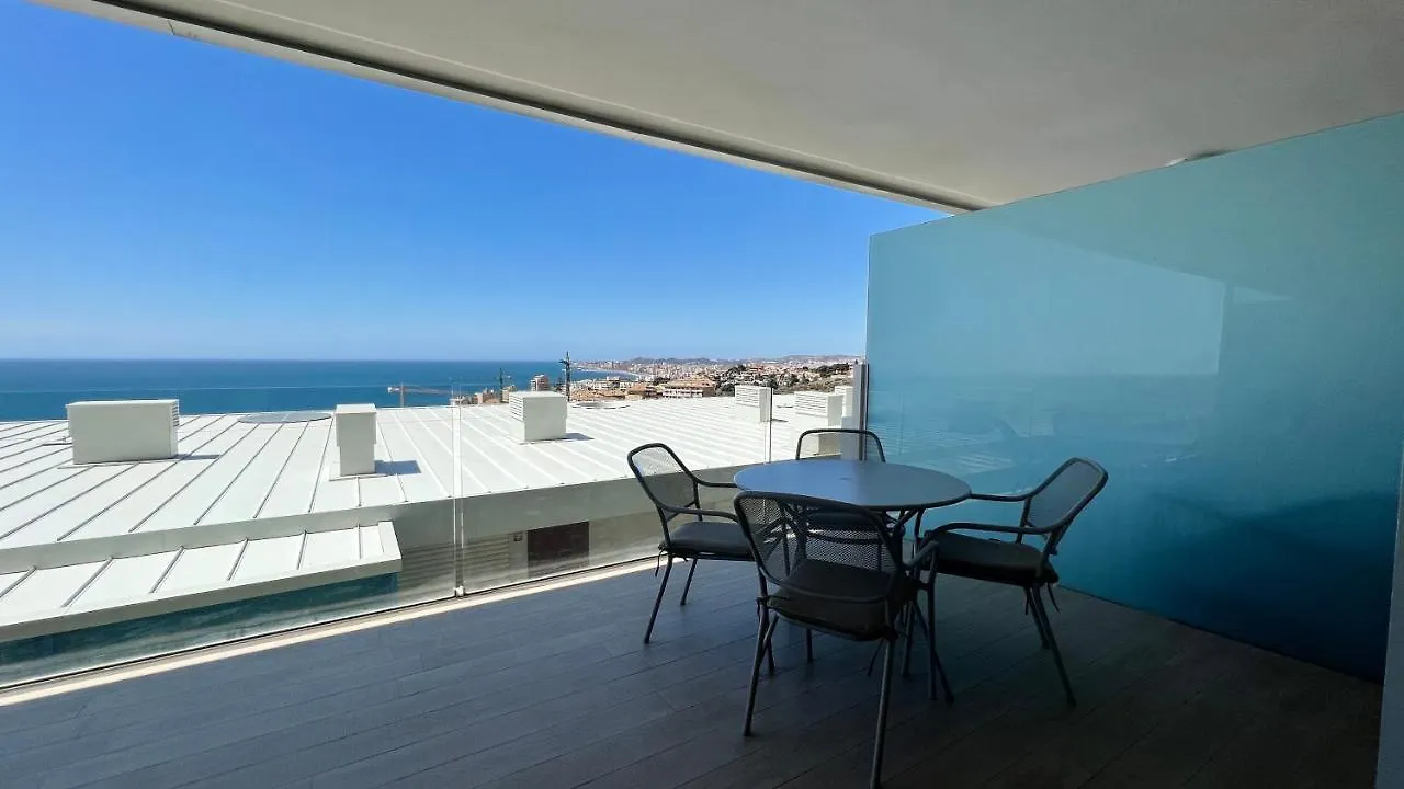 Med1 2Bedroom Seaview Higueron شقة مالقة